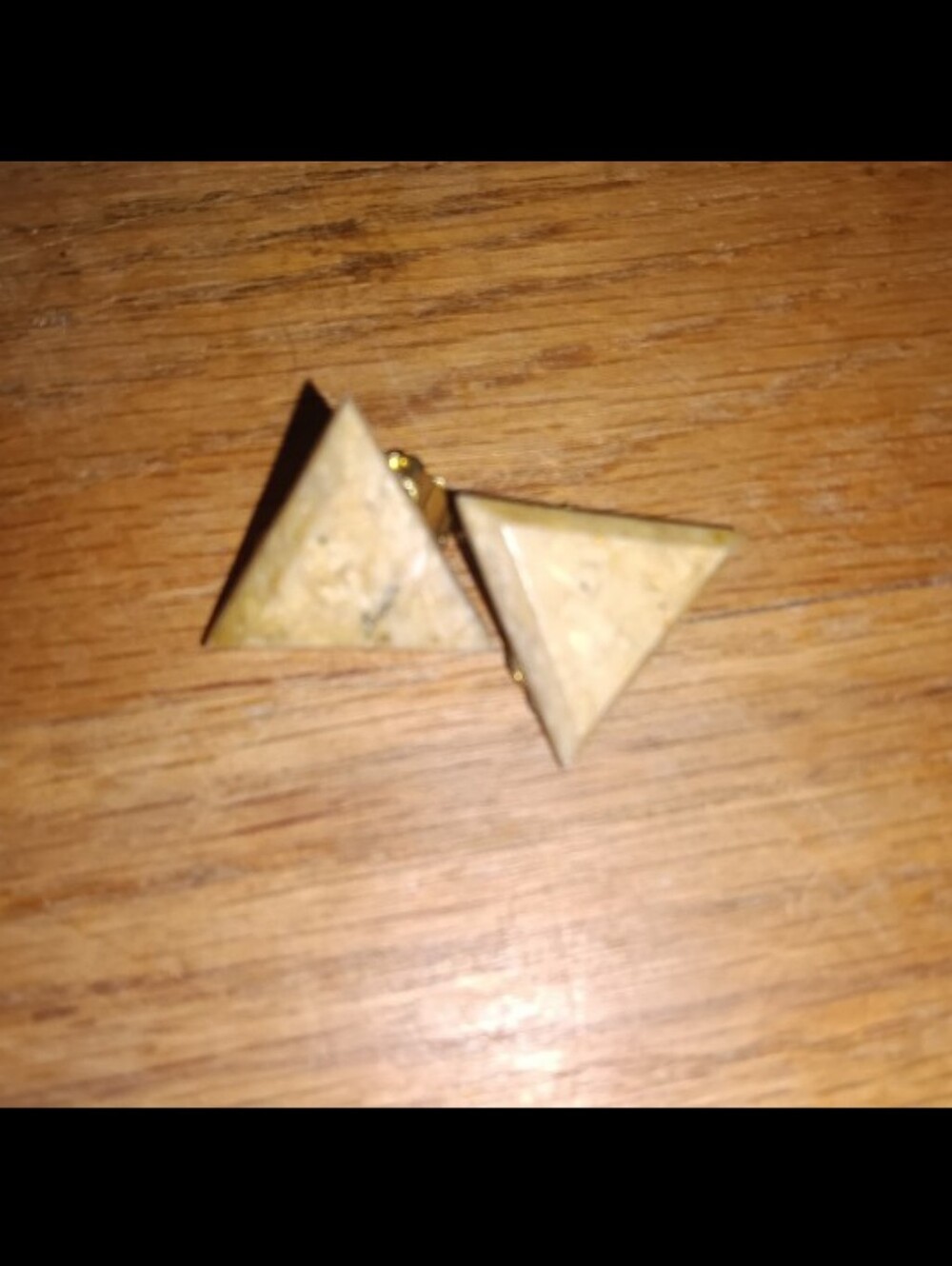 VTG Triangle Clip On Earrings 80's